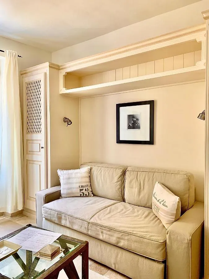 Maison سان تروبيه 0*, سان تروبيه فرنسا