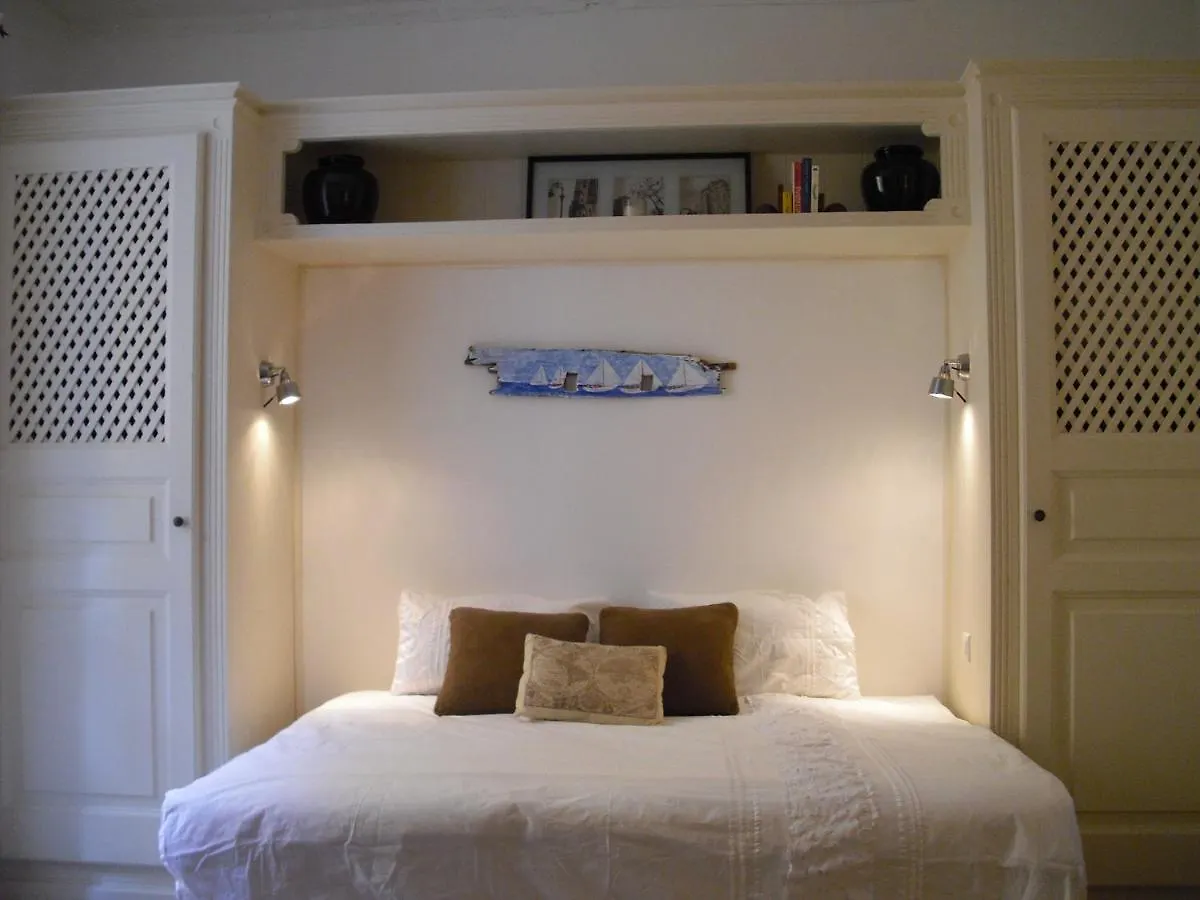 Maison Saint-Tropez 0*,